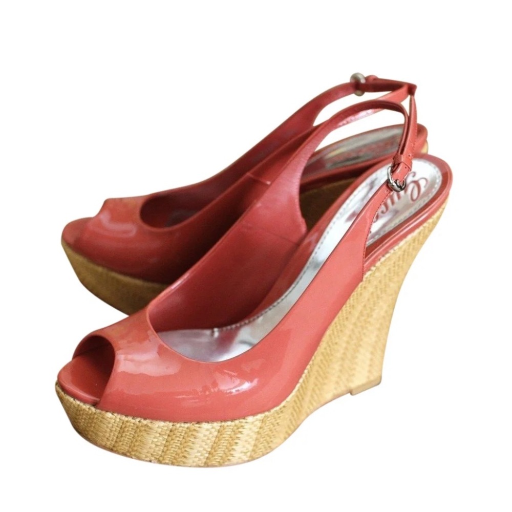 Gucci Vitello Vernice Patent Slingback Wedges